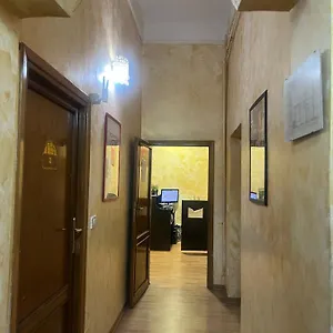 milazzo-house.it-romehotels.com/