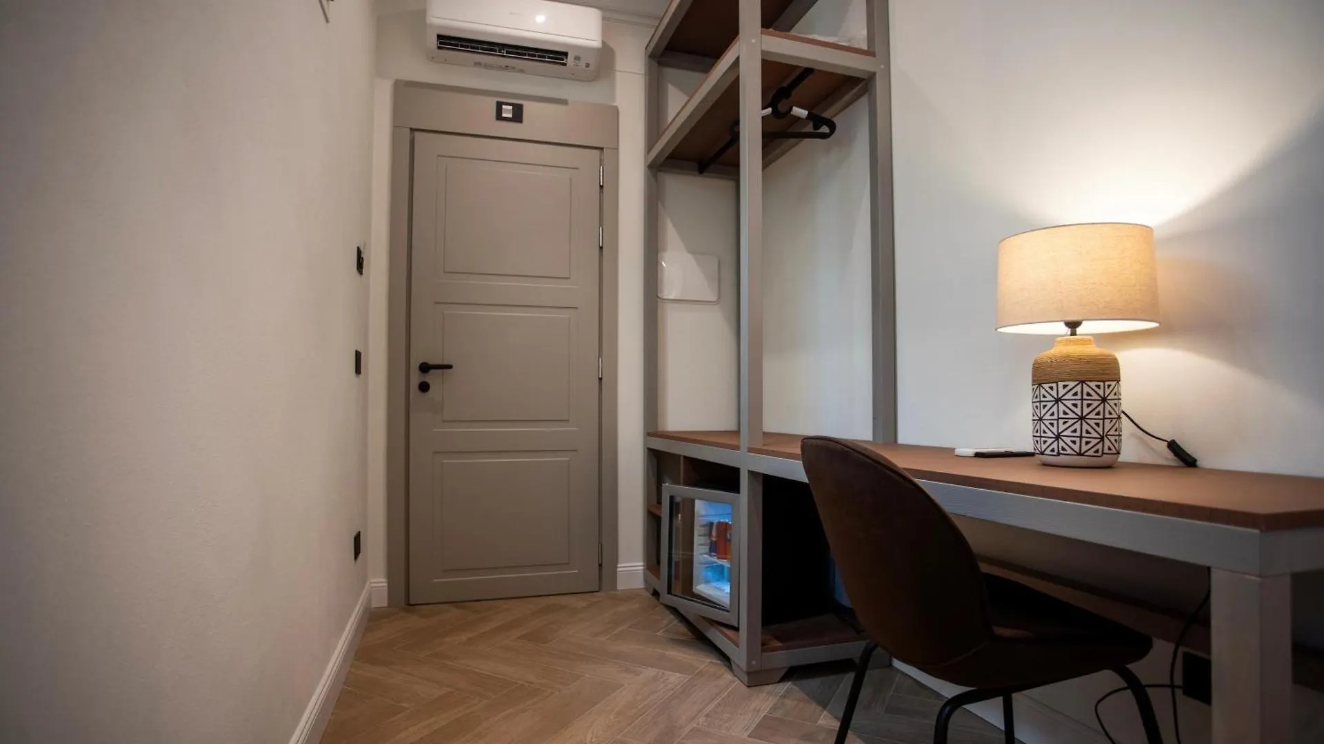Boemi Smart Suites Неаполь