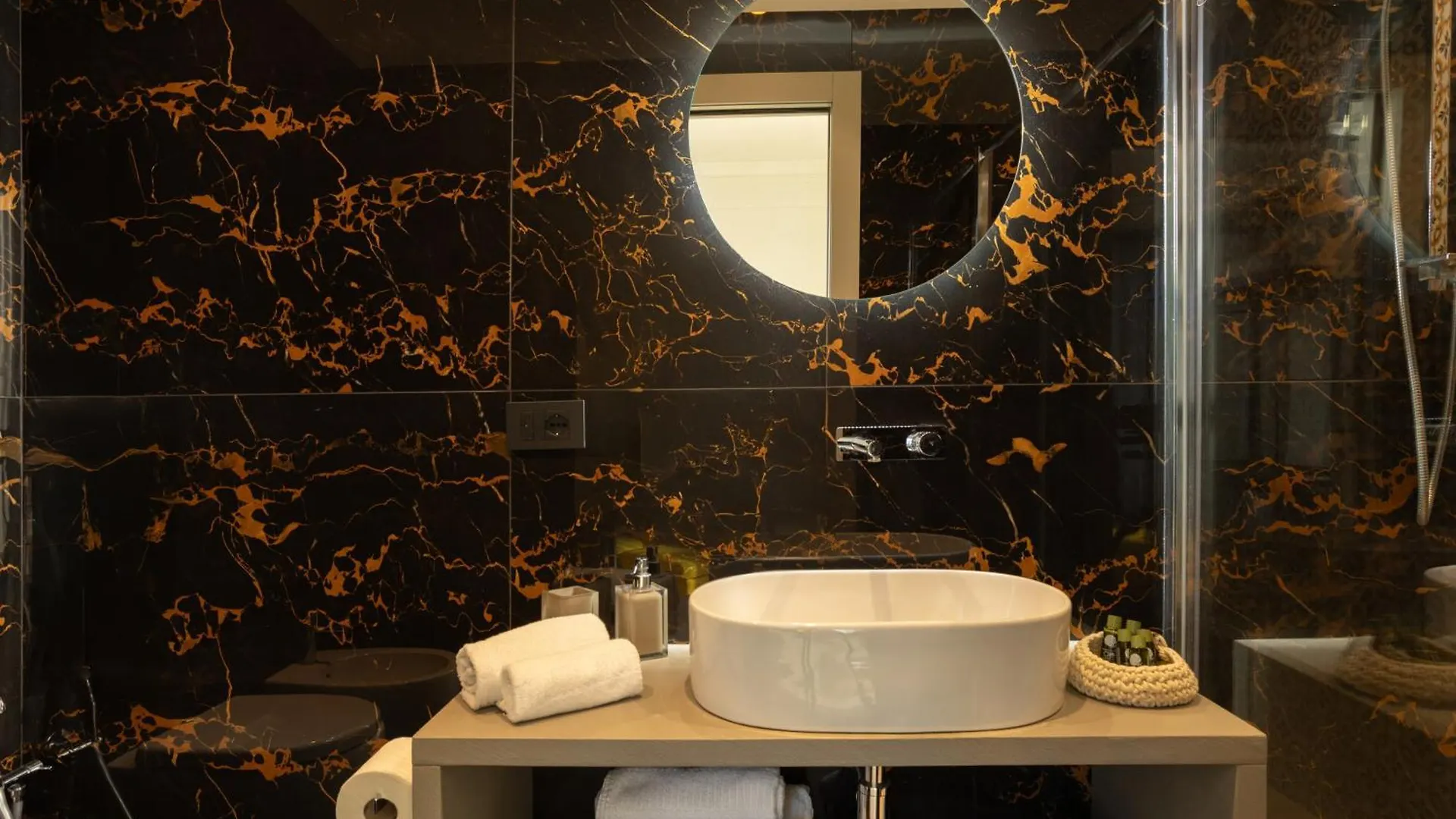 Boemi Smart Suites Неаполь 0*,