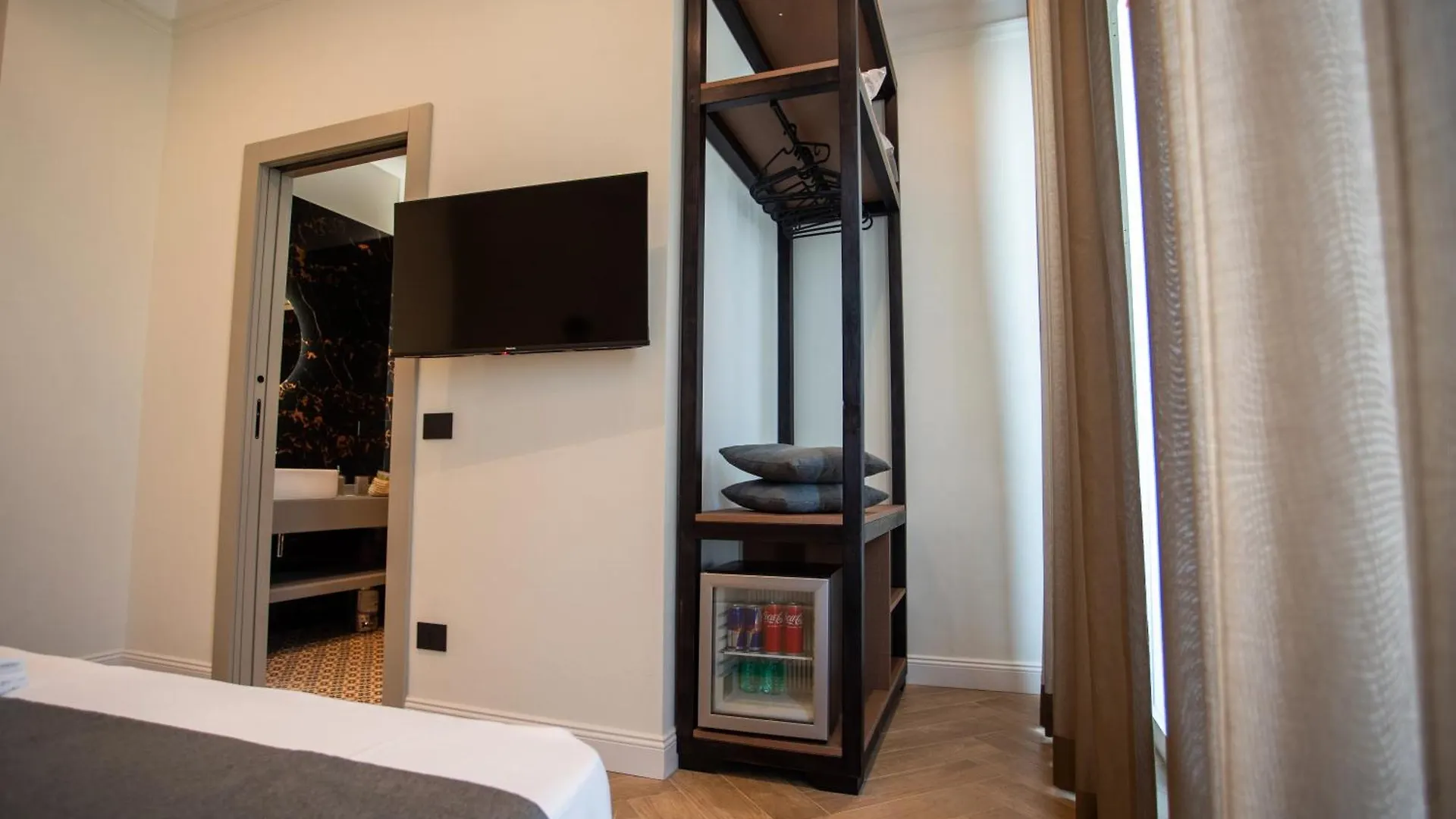 Boemi Smart Suites Napoli Italia